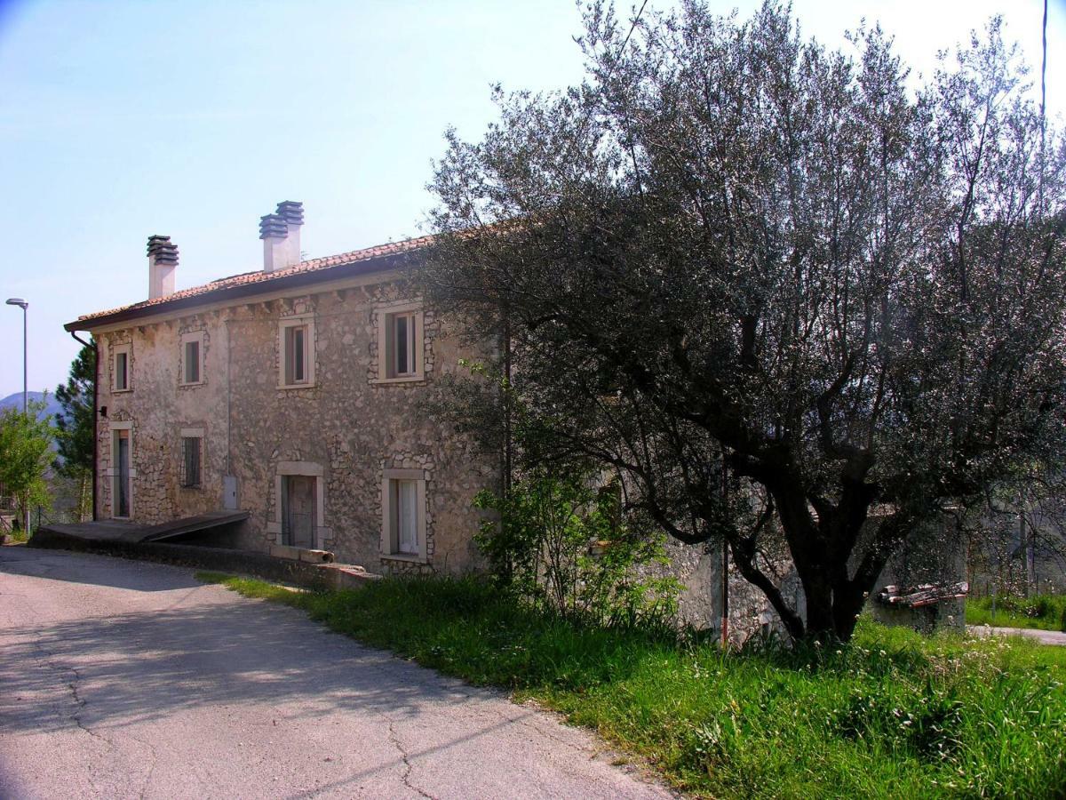 Maison d'hôtes Ai Limiti • 67 • Stonehouse à Palombaro Extérieur photo